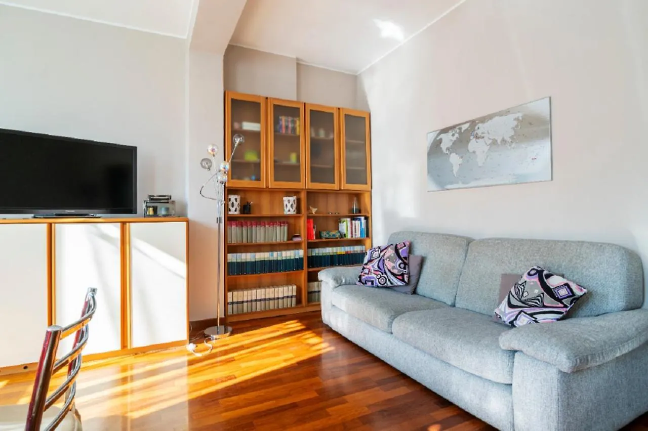 Coni Zugna Milan Holiday home